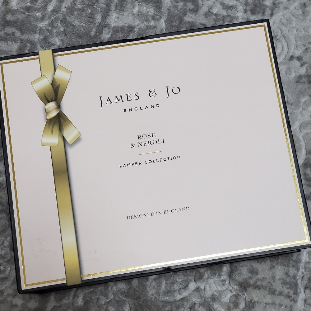 JAMES & JO England Pamper Collection Set